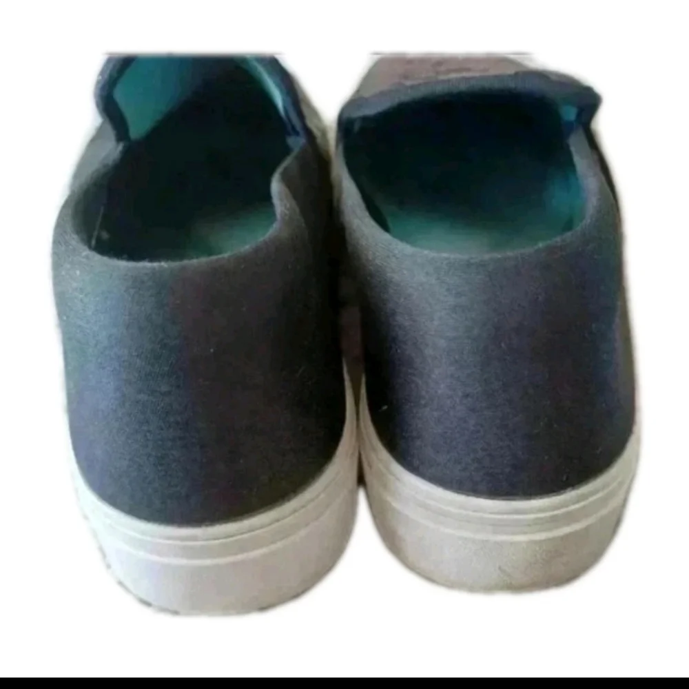 Reebok Memory Tech 365 Women's Leapord Print Slip On Comfort Trendy Shoe 9
